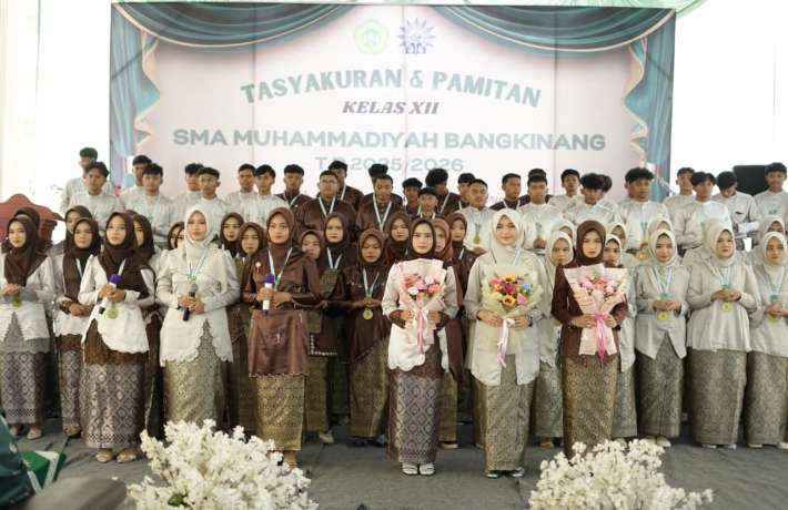 Acara Pamitan dan Syukuran Kelas XII SMA Muhammadiyah Berlangsung Khidmat dan Meriah
